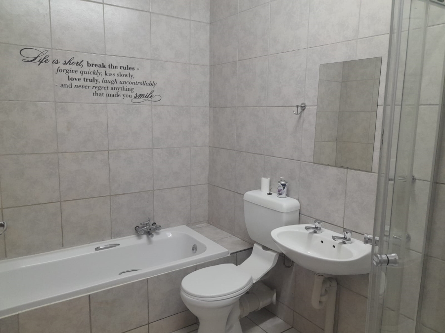 7 Bedroom Property for Sale in Bodorp North West